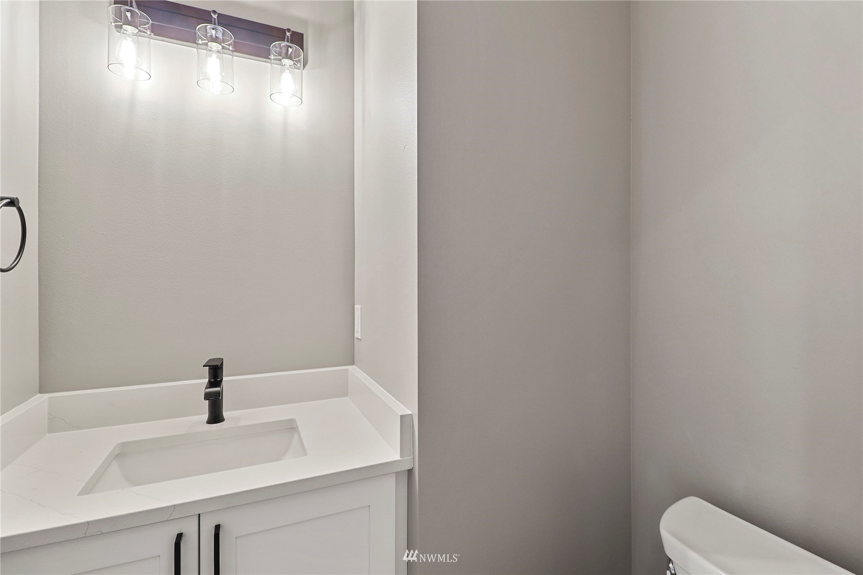 13305 Gibralter Road Anacortes, WA 98221 - Photo 24 of 27 Gallery Image 24