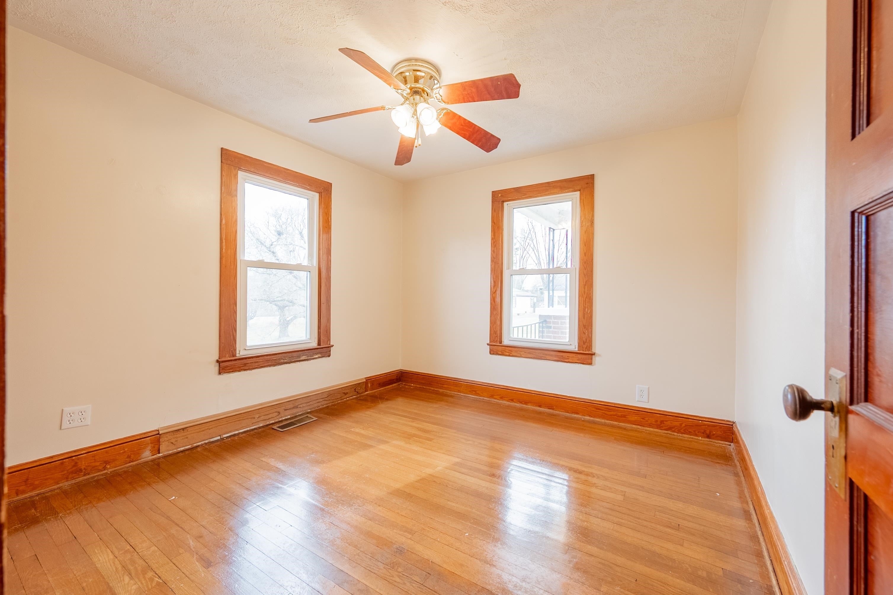 1217 Newbern Road Pulaski, VA 24301 - Photo 35 of 43 Gallery Image 35