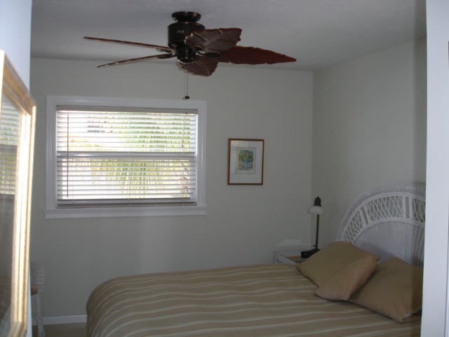 339 La Fitte Road Summerland Key, FL 33042 - Photo 8 of 17 Guest bedroom