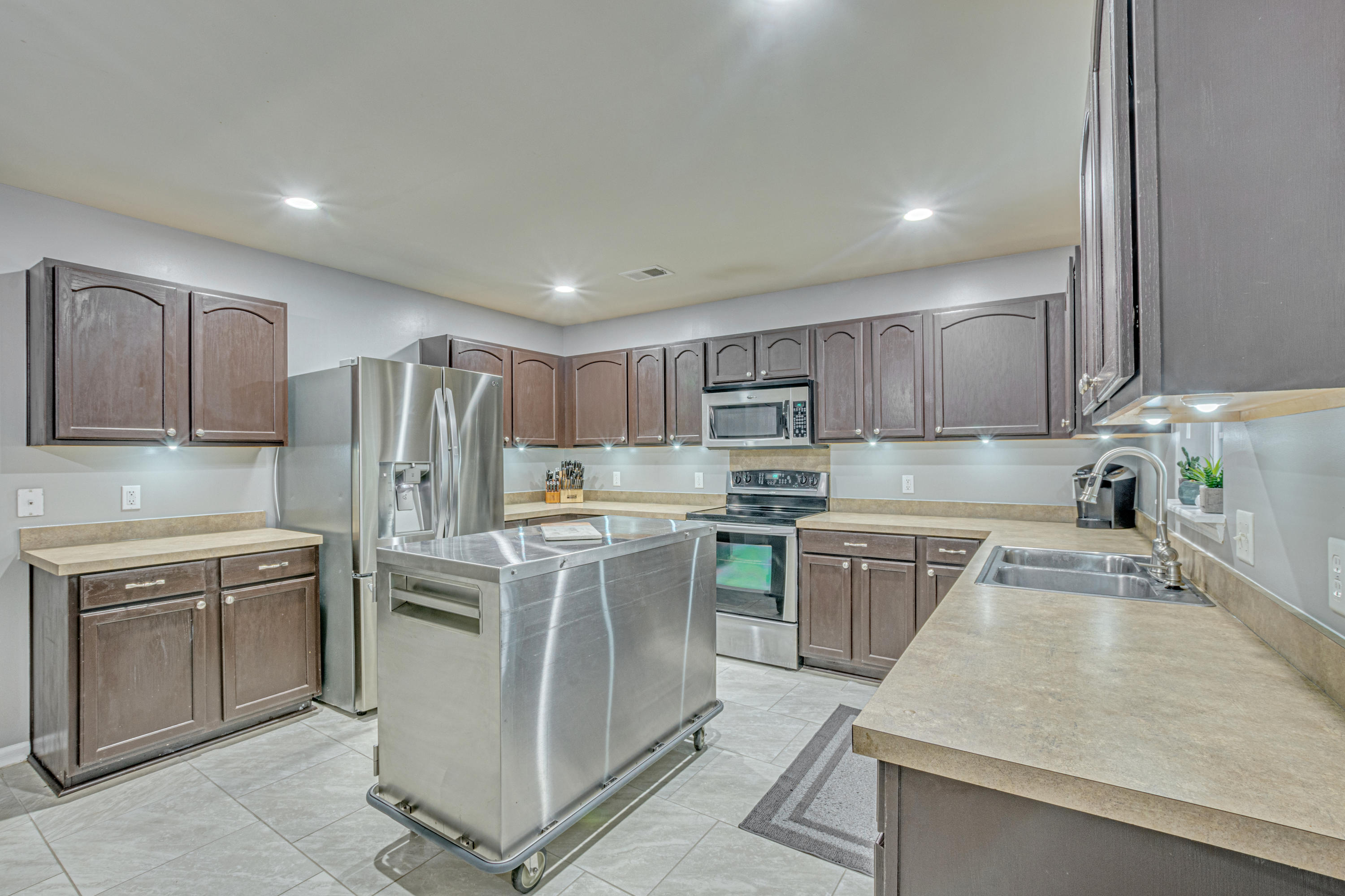 323 Deep River Road Summerville, SC 29486 - Photo 26 of 58 323 Deep River Road