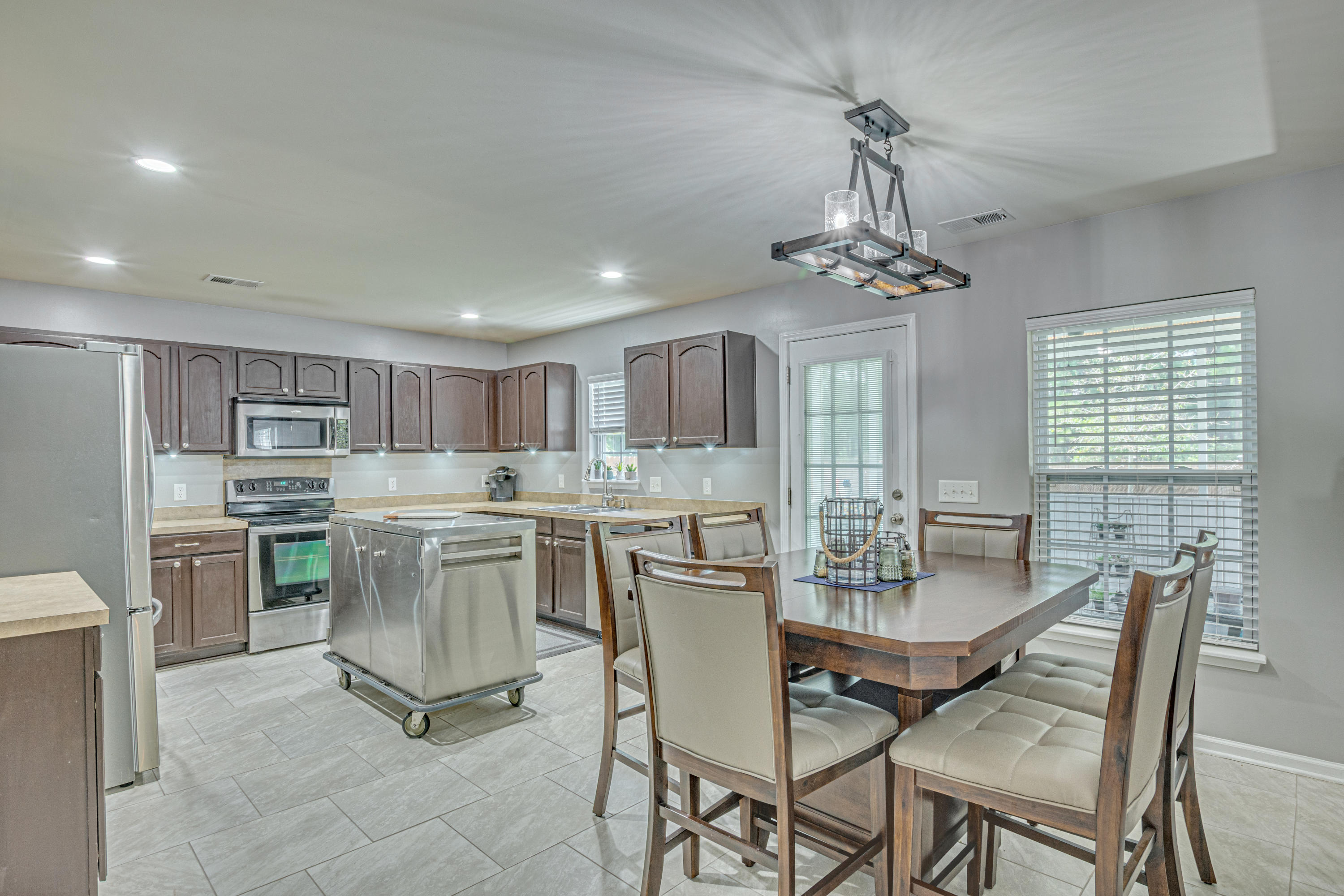 323 Deep River Road Summerville, SC 29486 - Photo 29 of 58 323 Deep River Road