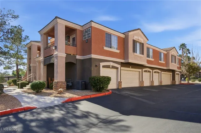 $1,490 | 1501 Truett Street, Unit 202, Las Vegas, NV 89128