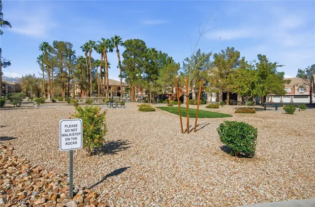 $1,490 | 1501 Truett Street, Unit 202, Las Vegas, NV 89128