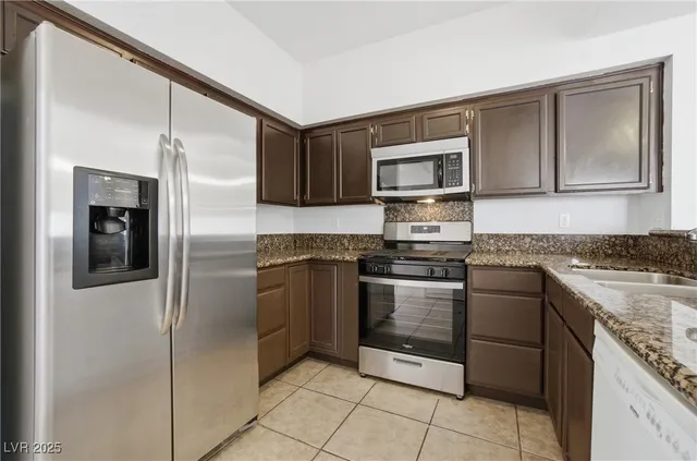 $1,490 | 1501 Truett Street, Unit 202, Las Vegas, NV 89128