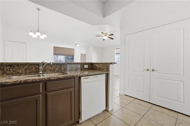 $1,490 | 1501 Truett Street, Unit 202, Las Vegas, NV 89128