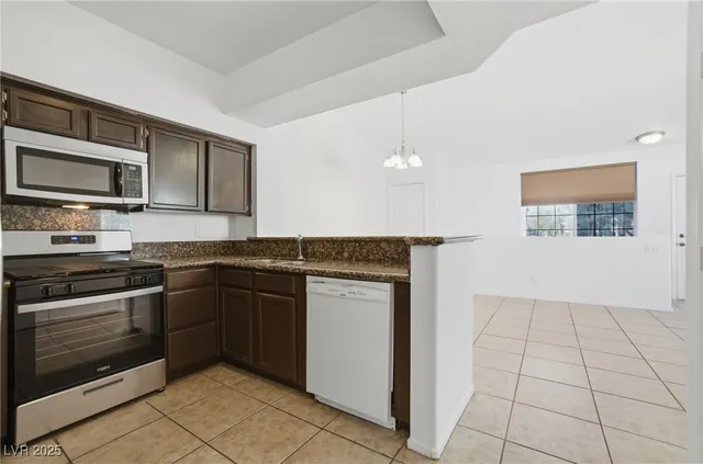 $1,490 | 1501 Truett Street, Unit 202, Las Vegas, NV 89128