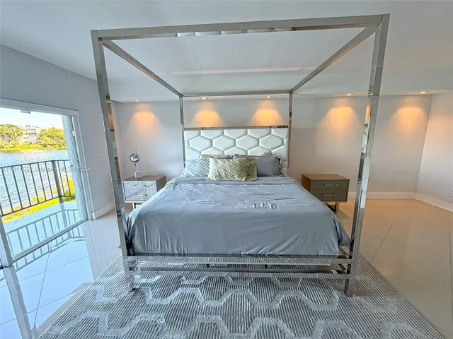 $399,000 | 879 Northeast 195th Street, Unit 228, Miami, FL 33179