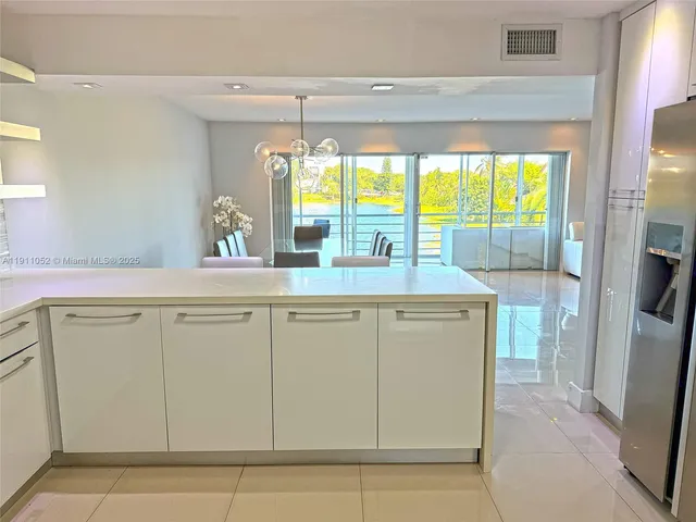 $399,000 | 879 Northeast 195th Street, Unit 228, Miami, FL 33179