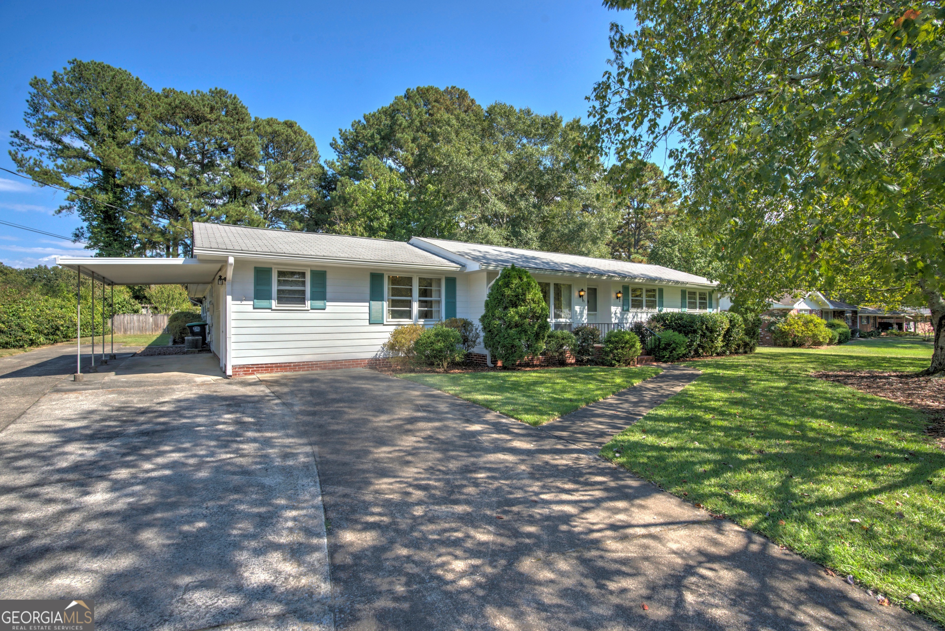 25 Ridge Drive Southwest Rome, GA 30165 - Photo 30 of 37 a view of a house with a yard