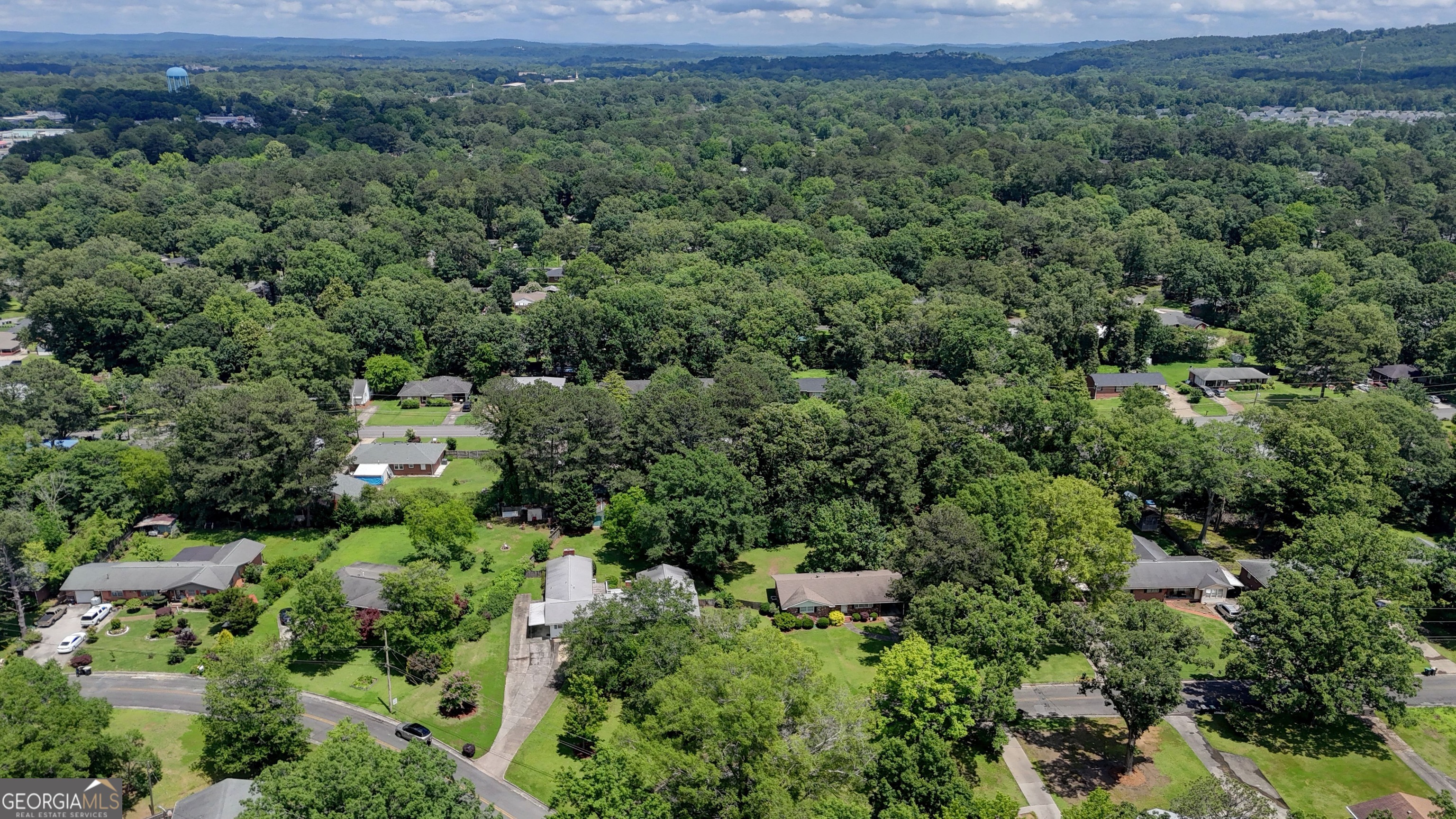 25 Ridge Drive Southwest Rome, GA 30165 - Photo 32 of 37 an aerial view of a house with a yard