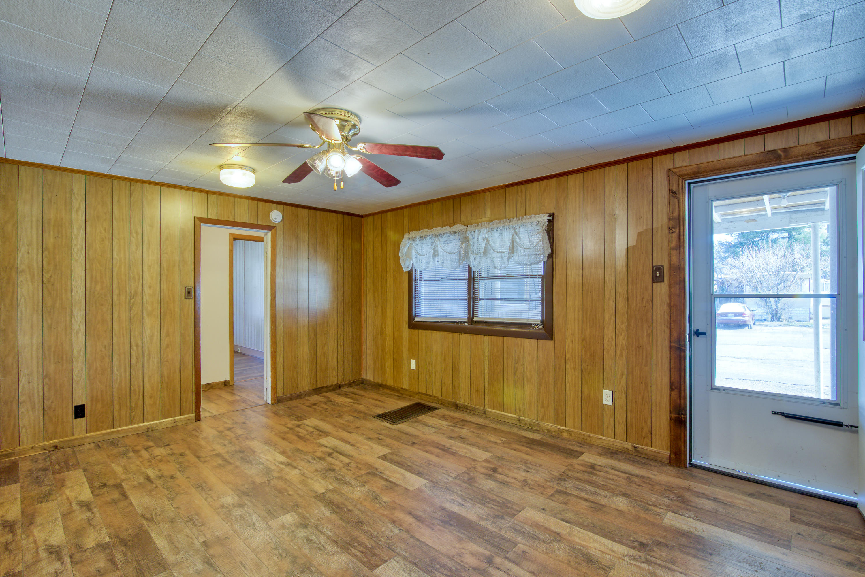 816 Rock Creek Road Erwin, TN 37650 - Photo 14 of 40 DSC_3153_rockcreek