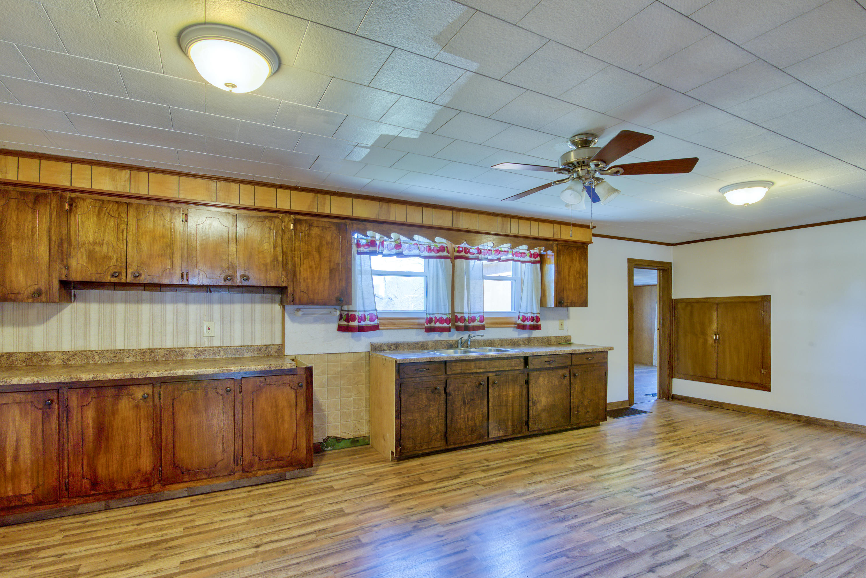 816 Rock Creek Road Erwin, TN 37650 - Photo 15 of 40 DSC_3156_rockcreek