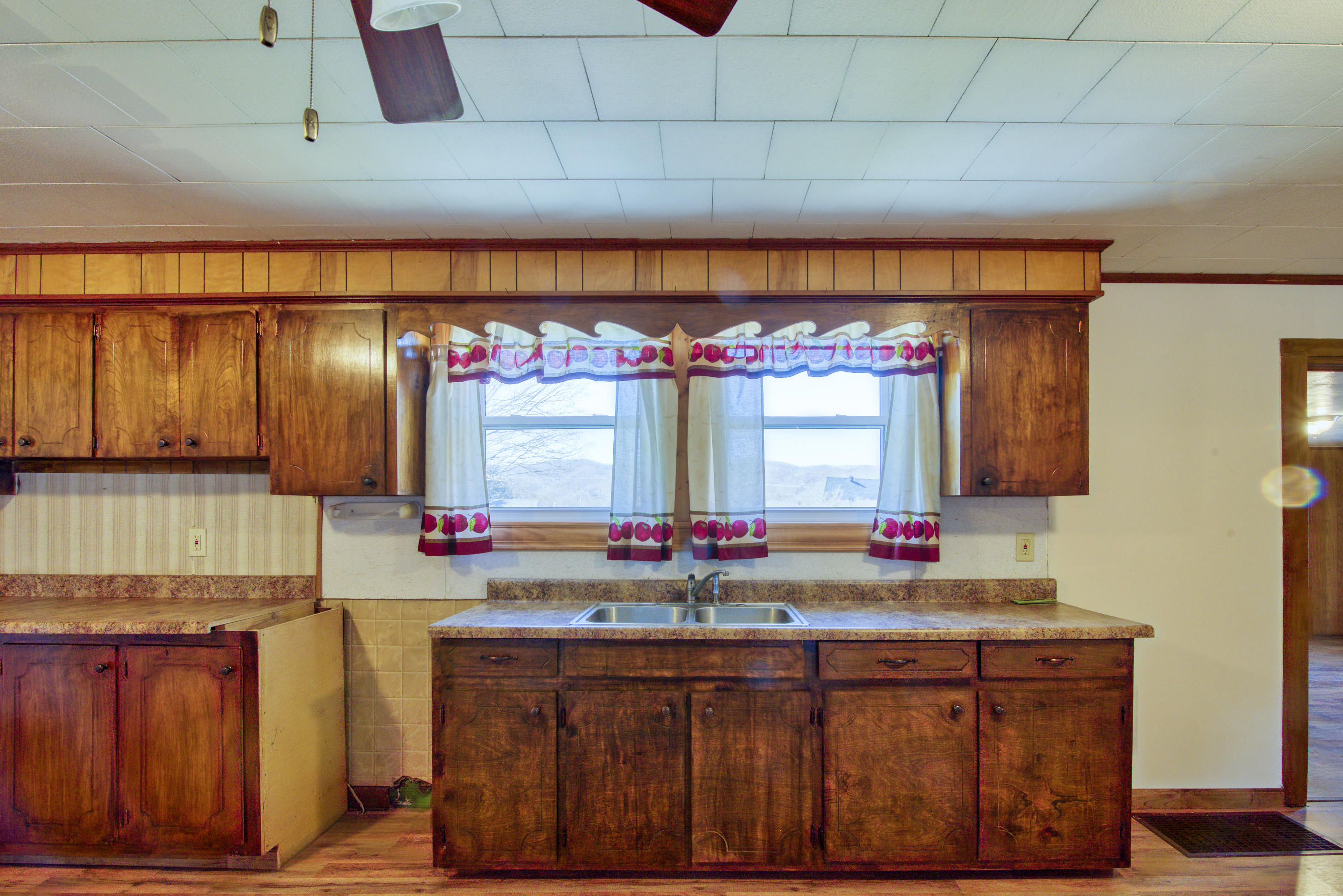 816 Rock Creek Road Erwin, TN 37650 - Photo 20 of 40 DSC_3171_rockcreek