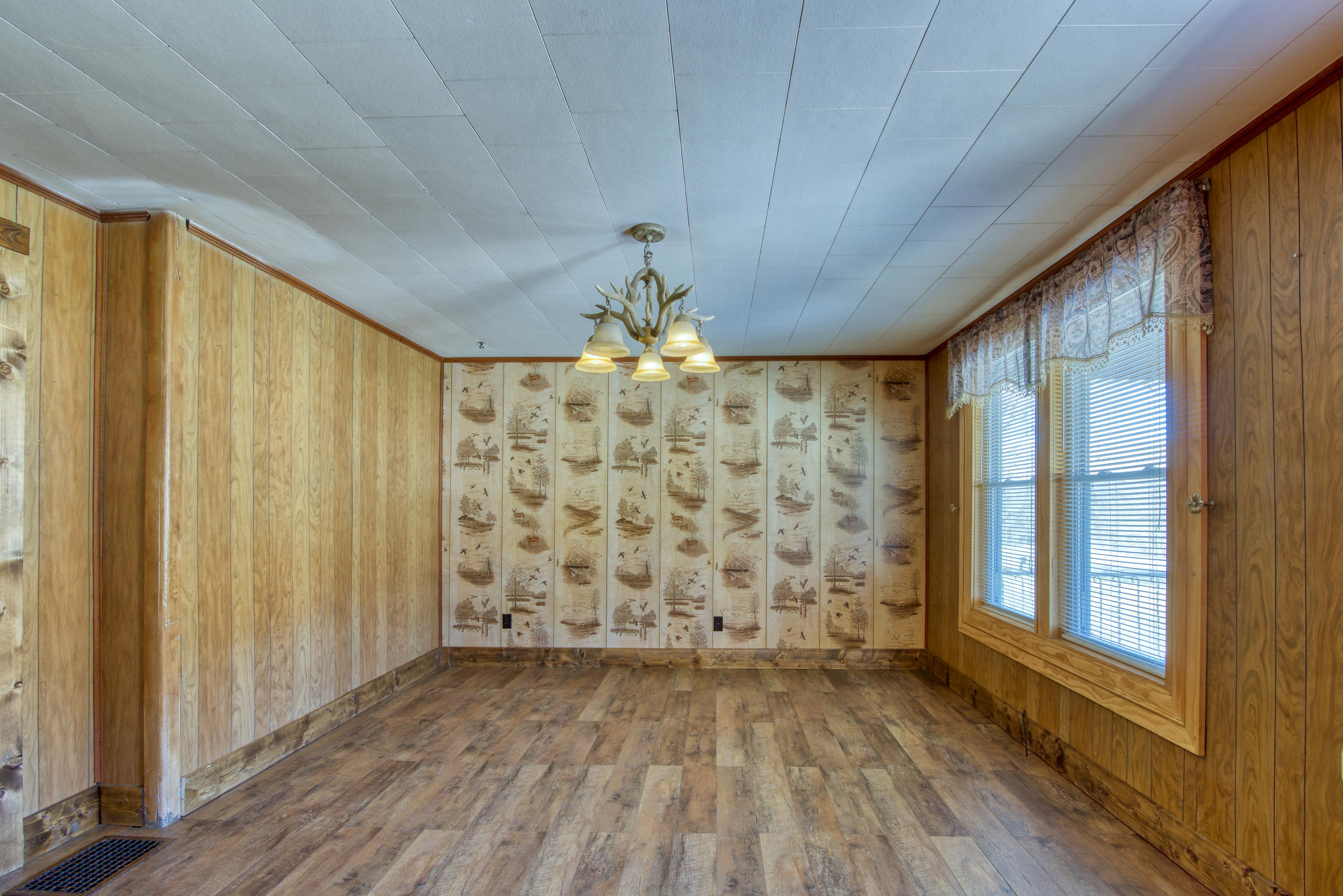 816 Rock Creek Road Erwin, TN 37650 - Photo 21 of 40 DSC_3174_rockcreek