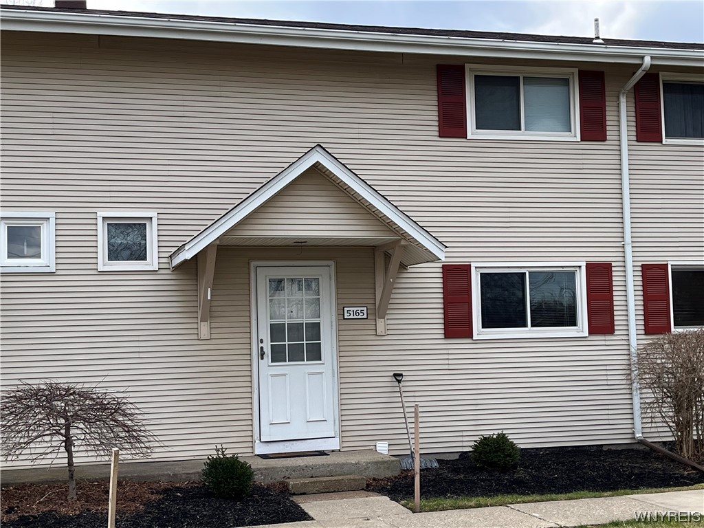 5165 Tuscarora Road Niagara, NY 14304 - Photo 1 of 1 Gallery Image 1