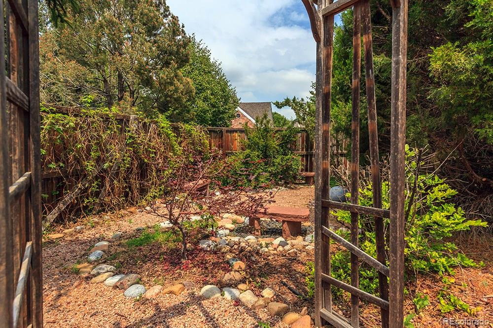 9082 Sunset Ridge Court Highlands Ranch, CO 80126 - Photo 35 of 35 Gallery Image 35