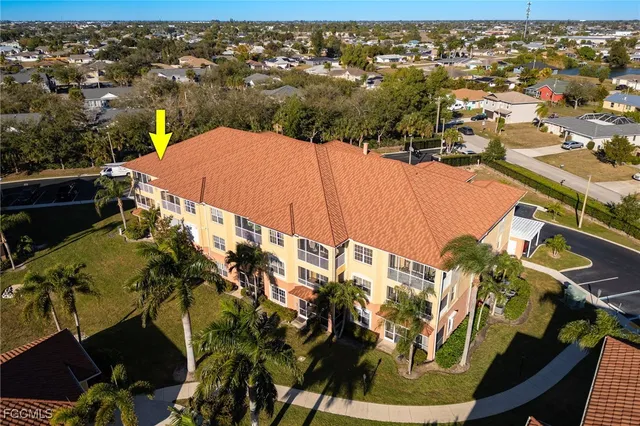 $189,000 | 1121 Van Loon Commons Cir Cape, Unit 305, Cape Coral, FL 33909