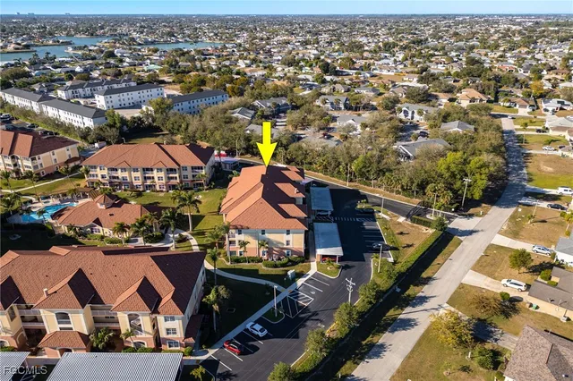 $189,000 | 1121 Van Loon Commons Cir Cape, Unit 305, Cape Coral, FL 33909