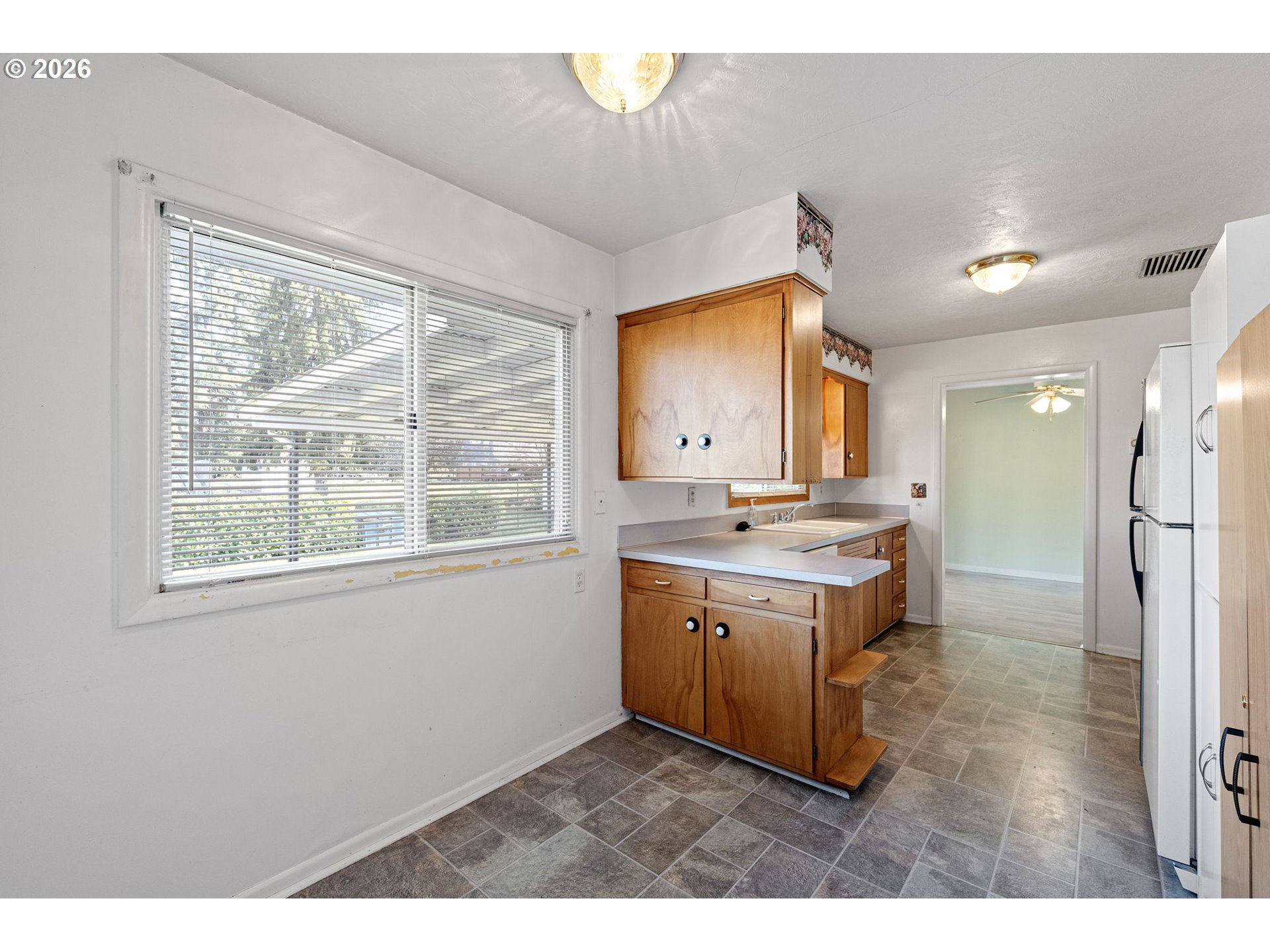 630 South 3rd Street Cottage Grove, OR 97424 - Photo 22 of 47