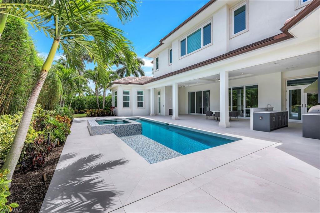 569 Neapolitan Way Naples, FL 34103 - Photo 37 of 50