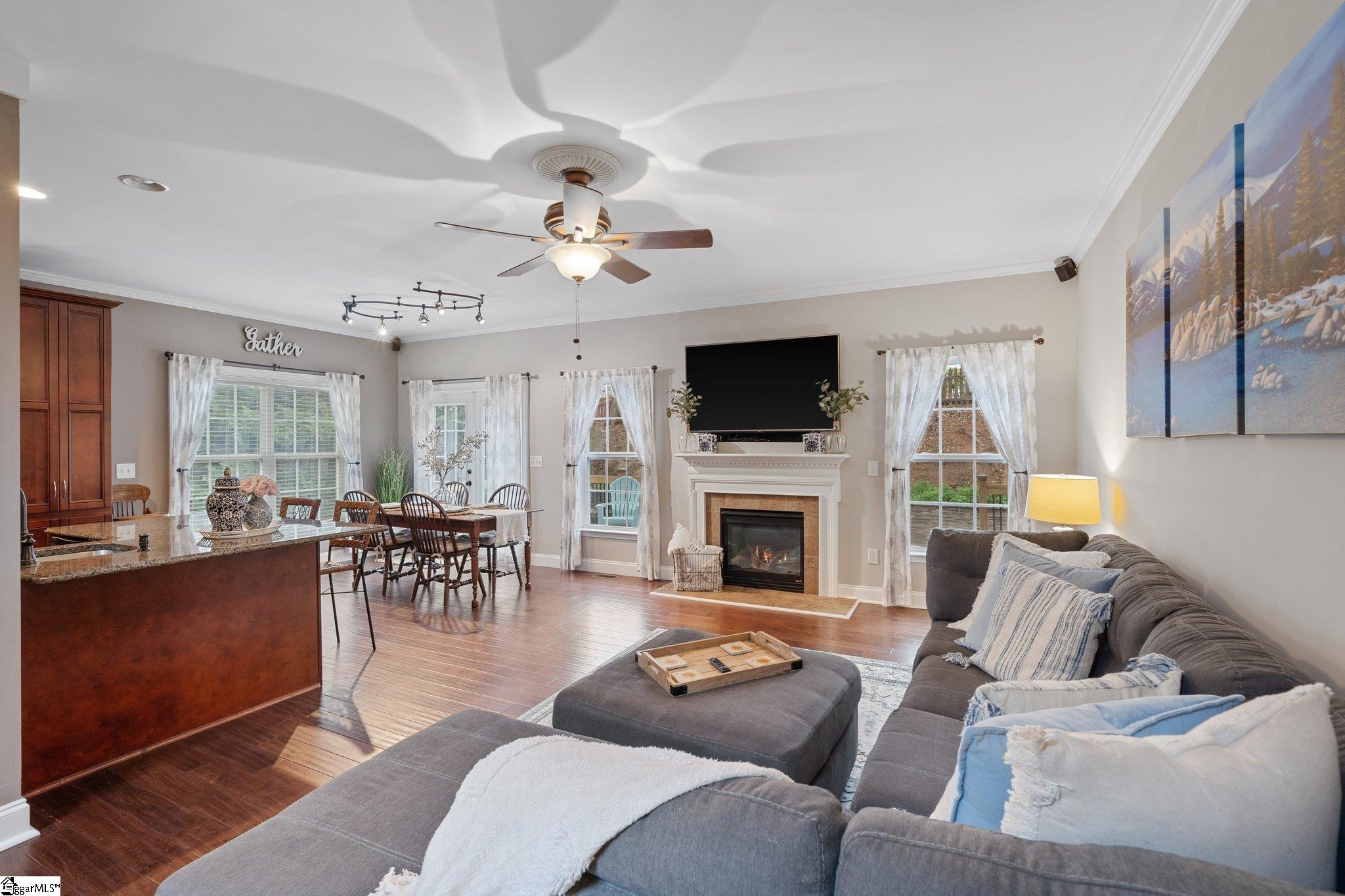 205 Timberleaf Drive Duncan, SC 29334 - Photo 6 of 36