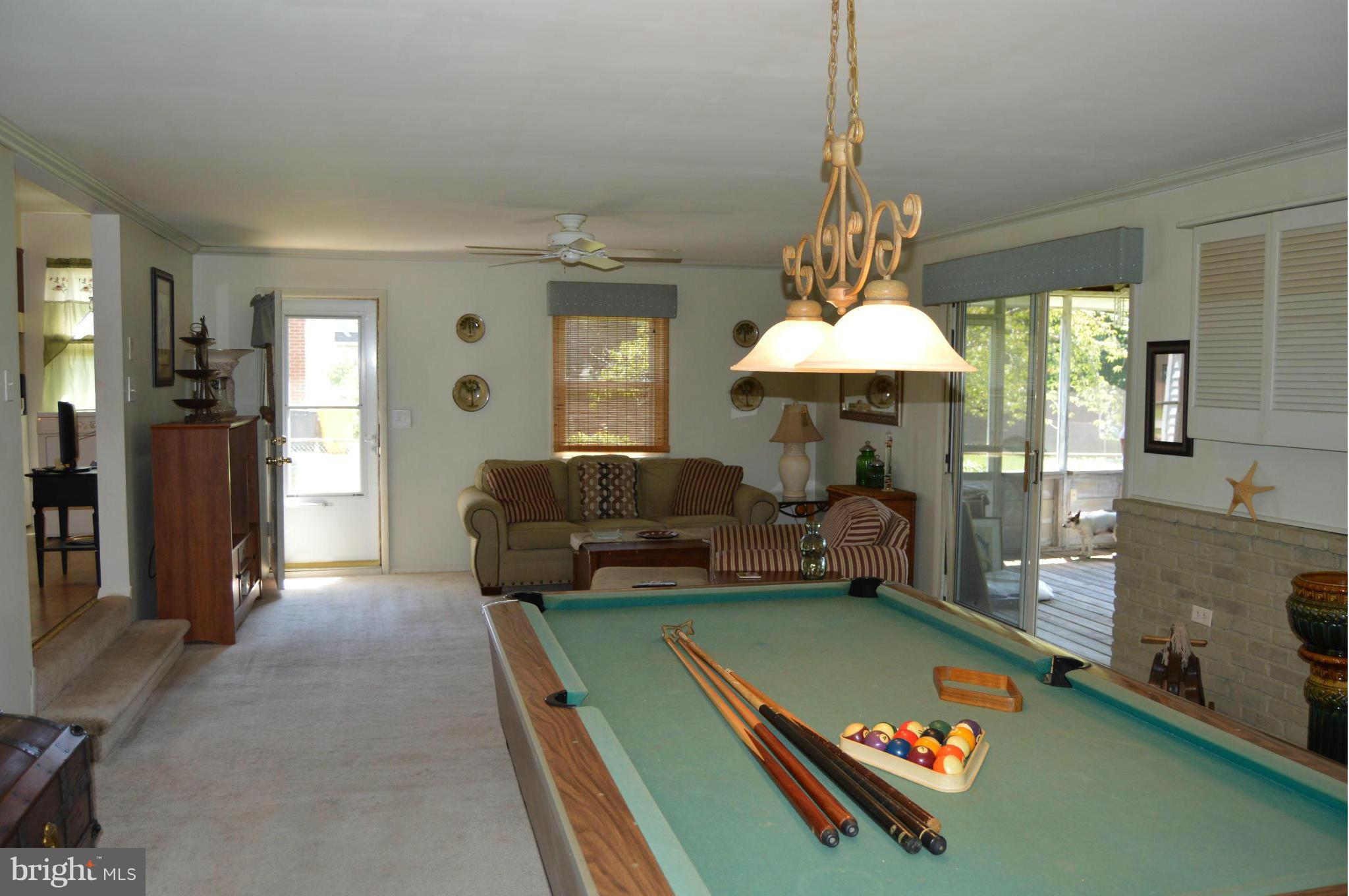 8114 Edgewater Road Clearwater Beach, MD 21226 - Photo 11 of 17 Interior (General)