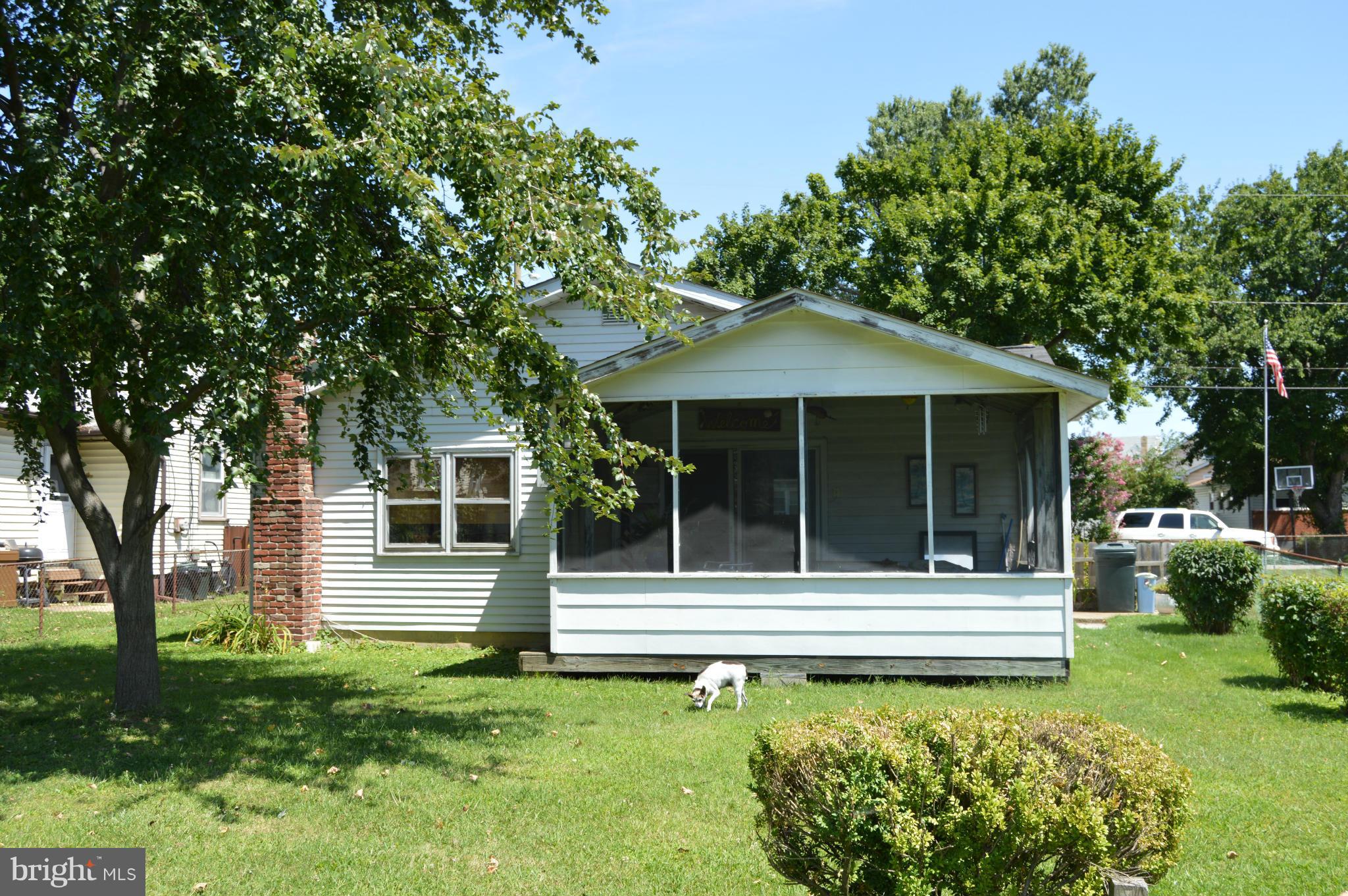 8114 Edgewater Road Clearwater Beach, MD 21226 - Photo 3 of 17 Exterior (Rear)
