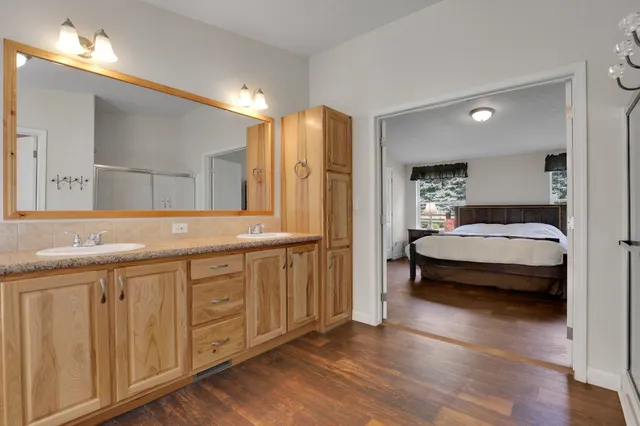 $560,000 | 38911 North Newport Highway, Elk, WA 99009