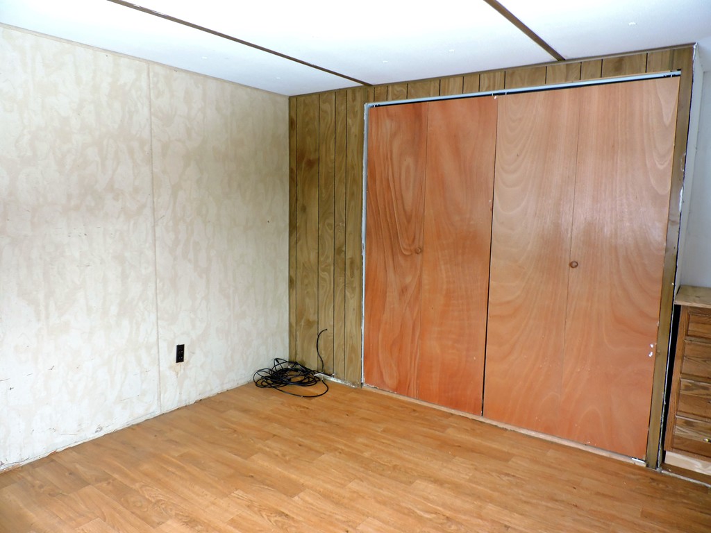 46 Madden Road, Unit 11 West Brookfield, MA 01585 - Photo 9 of 10 a view of a room with wooden floor