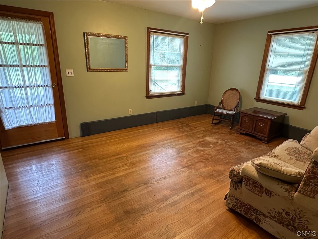 1061 Williams Street Oneida, NY 13421 - Photo 14 of 26 Nice size living room