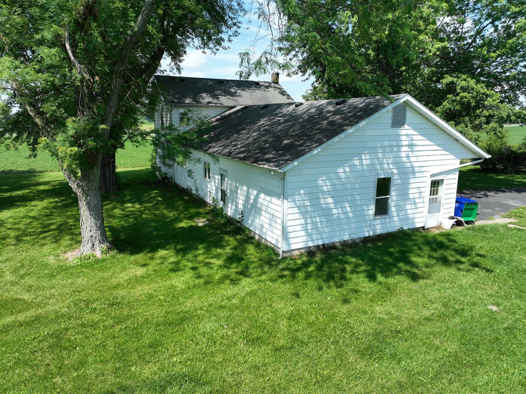 9813 Arcola Road Fort Wayne, IN 46818 - Photo 6 of 36