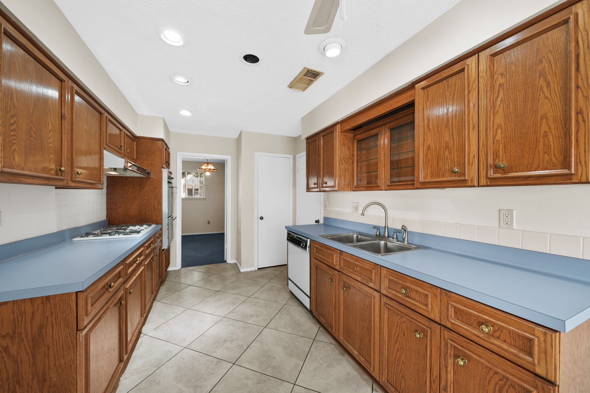 1019 Reseda Drive Houston, TX 77062 - Photo 15 of 30