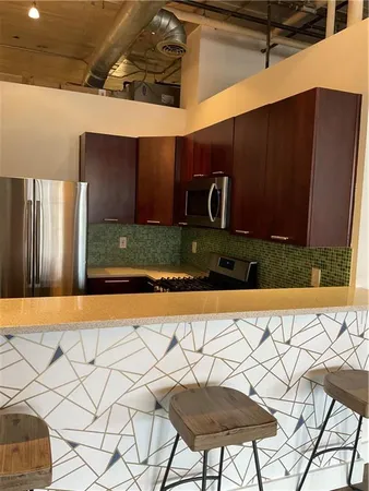 $2,400 | 881 Memorial Drive Southeast, Unit 109, Atlanta, GA 30316