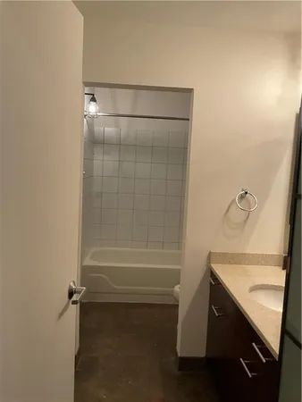 $2,400 | 881 Memorial Drive Southeast, Unit 109, Atlanta, GA 30316