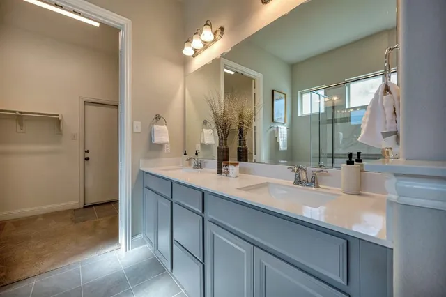 $445,000 | 319 Park Drive, Euless, TX 76040