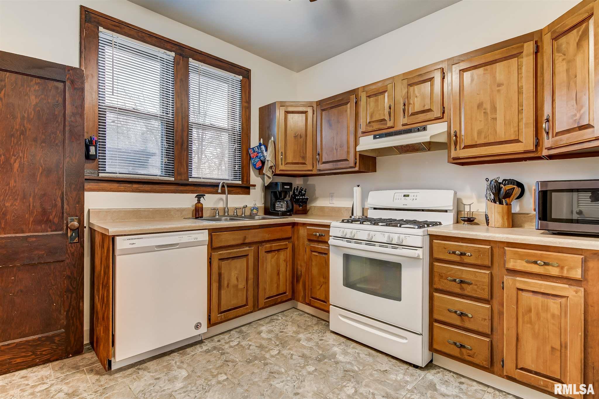 1808 South Spring Street Springfield, IL 62704 - Photo 14 of 30