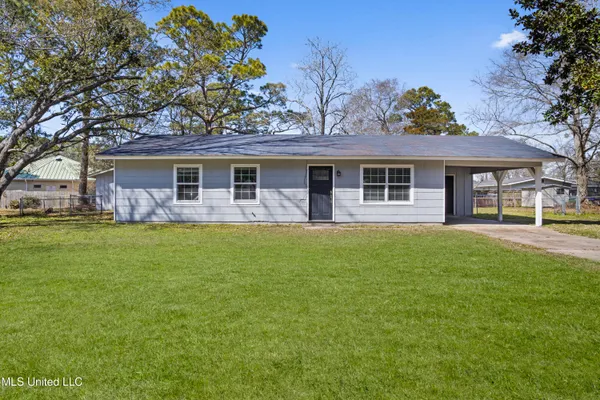 $137,500 | 3709 Pineview Drive, Pascagoula, MS 39581