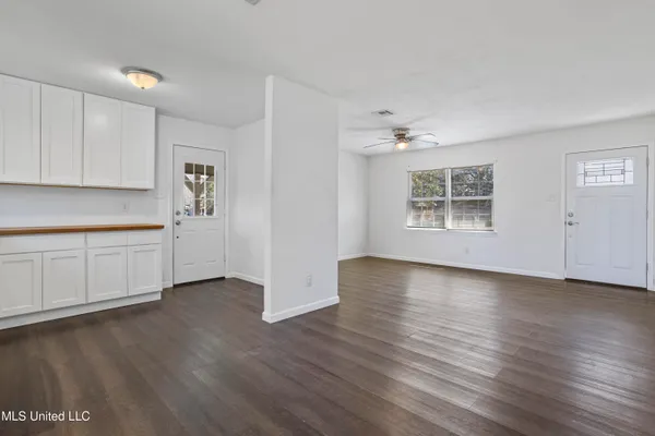 $137,500 | 3709 Pineview Drive, Pascagoula, MS 39581