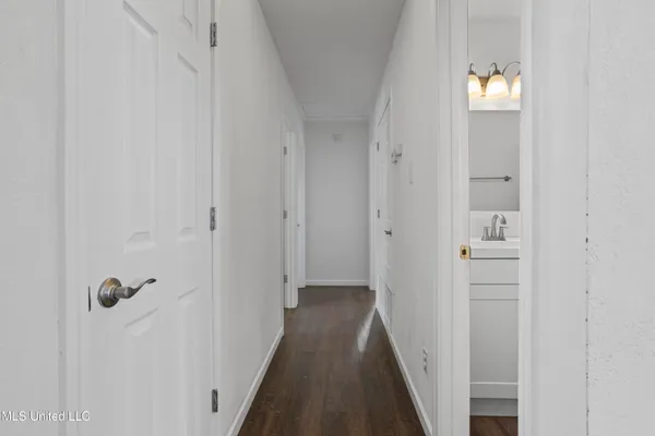 $137,500 | 3709 Pineview Drive, Pascagoula, MS 39581