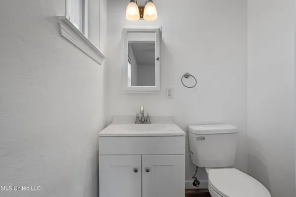 $137,500 | 3709 Pineview Drive, Pascagoula, MS 39581