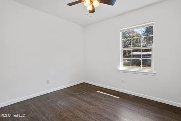 $137,500 | 3709 Pineview Drive, Pascagoula, MS 39581