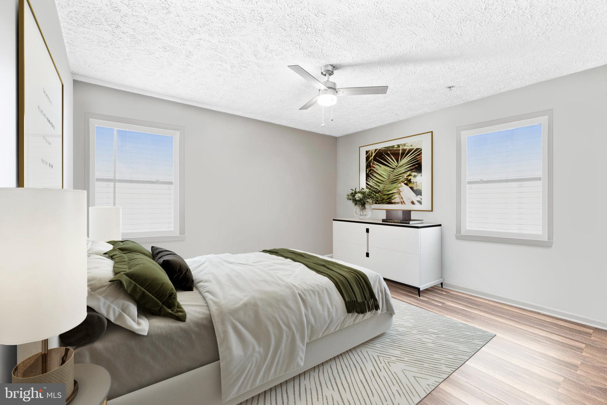 5006 Somerset Road Riverdale, MD 20737 - Photo 10 of 20 Primary Bedroom with En Suite Bath - 1st Floor