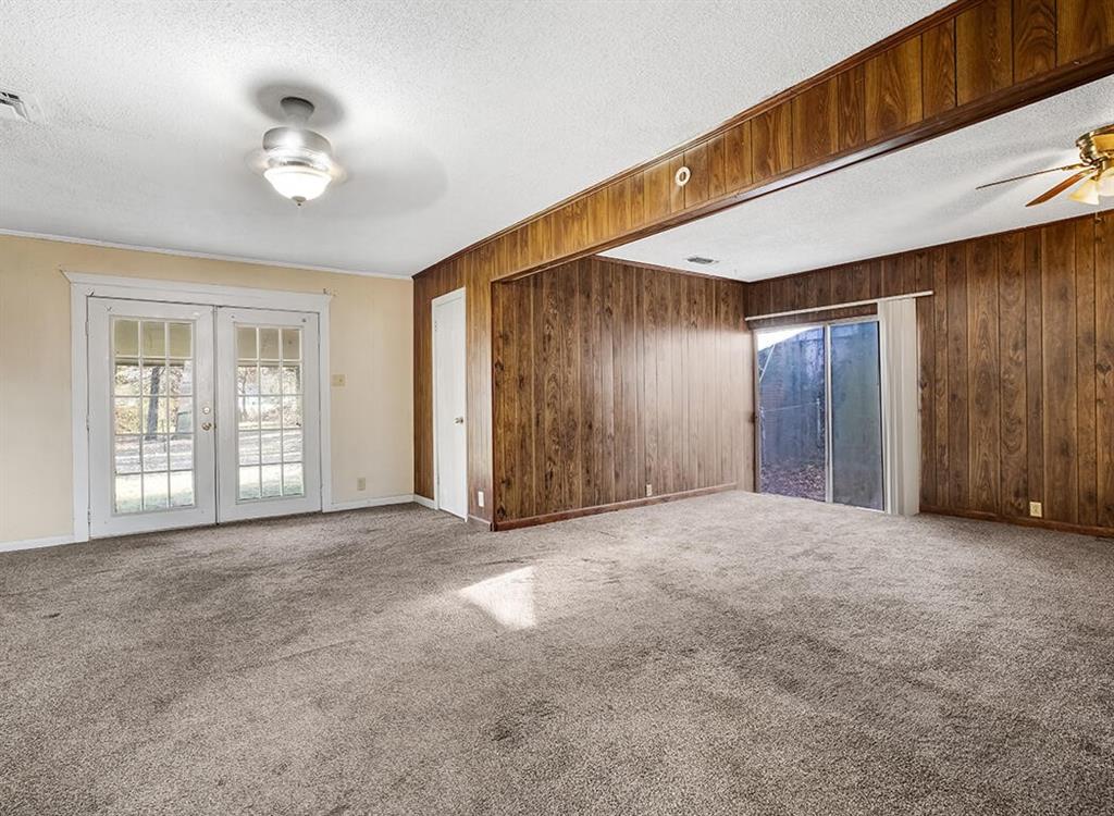 504 Redwater Road Wake Village, TX 75501 - Photo 8 of 17