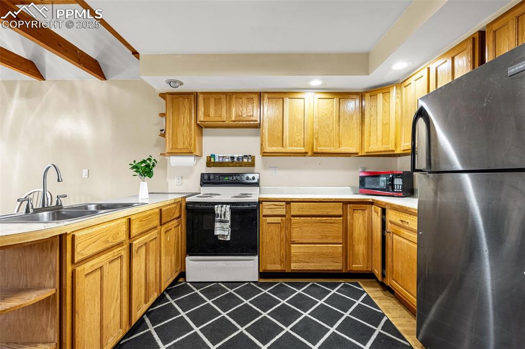 53 Lake Circle Divide, CO 80814 - Photo 7 of 35