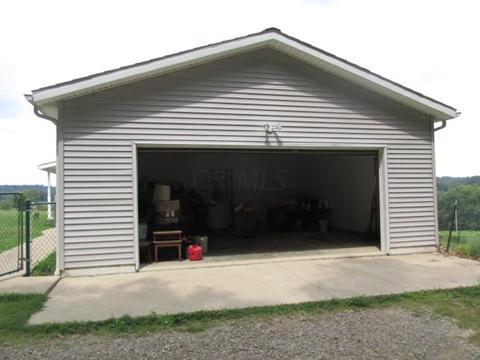 20536 Earnest Road Mount Vernon, OH 43050 - Photo 3 of 15