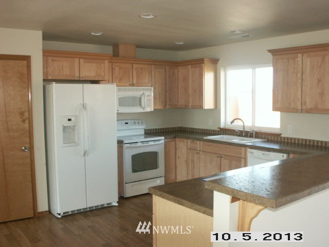418 Spring Circle Mattawa, WA 99349 - Photo 6 of 15 Gallery Image 6