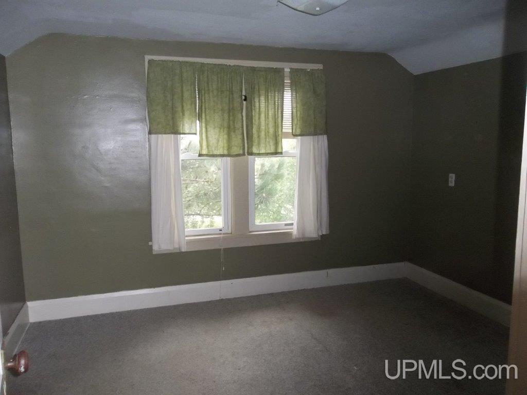 3931 East Maple Ridge Road Rock, MI 49880 - Photo 4 of 15