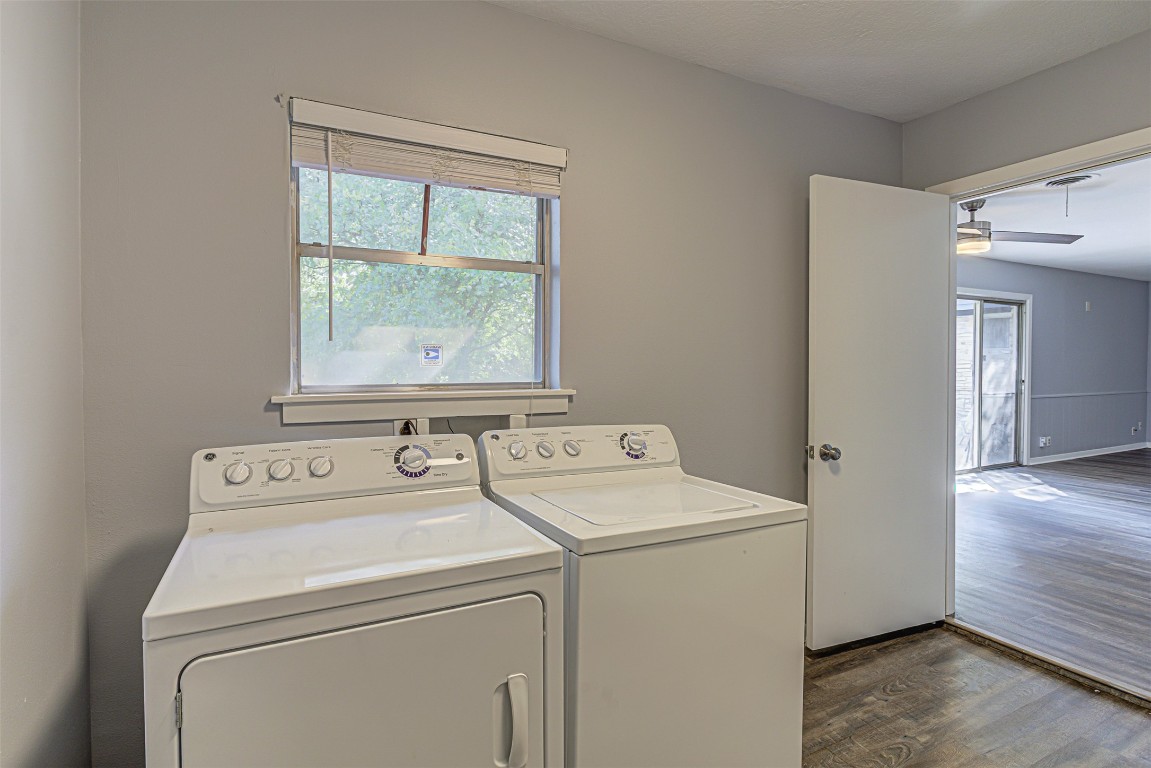 2001 Oakglen Drive Austin, TX 78745 - Photo 21 of 40 a utility room with dryer and washer