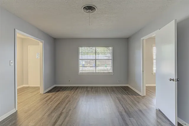 $2,595 | 2001 Oakglen Drive, Austin, TX 78745