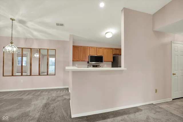 $179,900 | 8354 Glenwillow Lane, Unit 205, Indianapolis, IN 46278